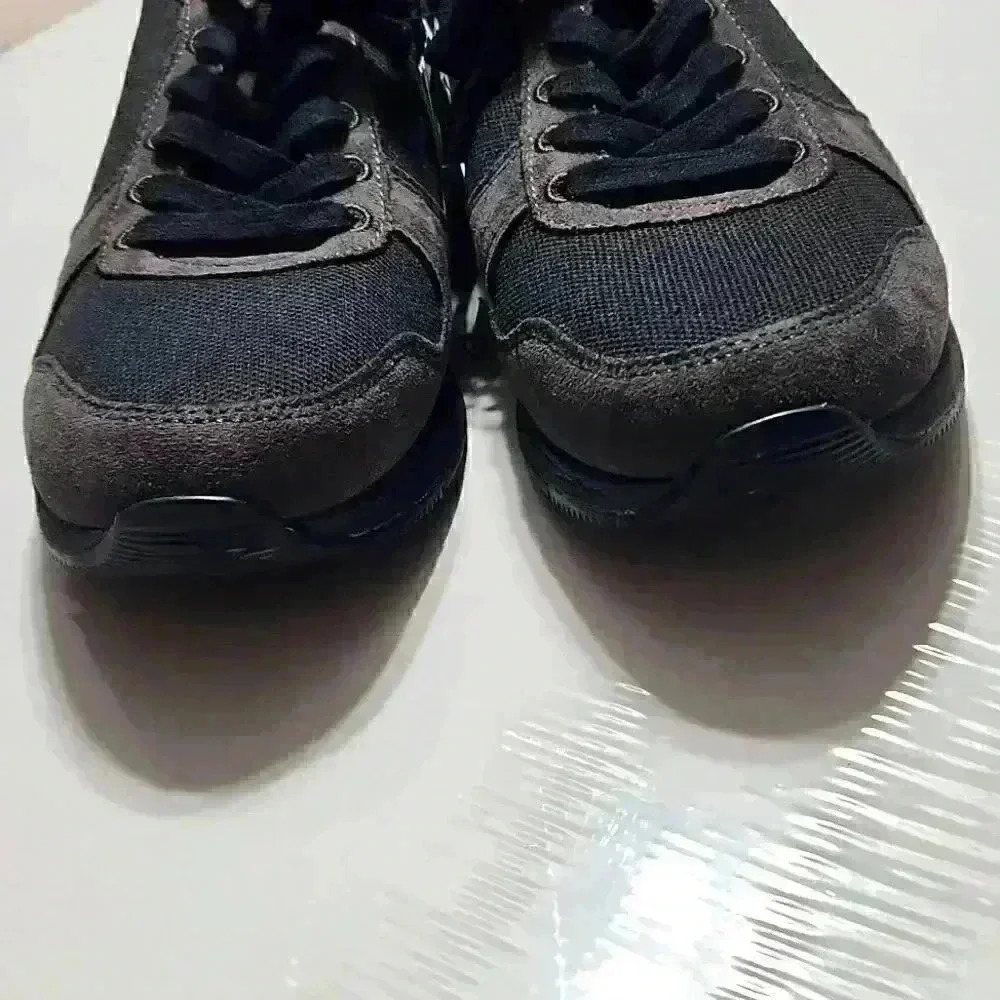 Banana Republic Mesh Trainer Sneaker - Picture 5 of 8